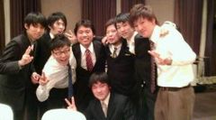 32212602_3017208773s